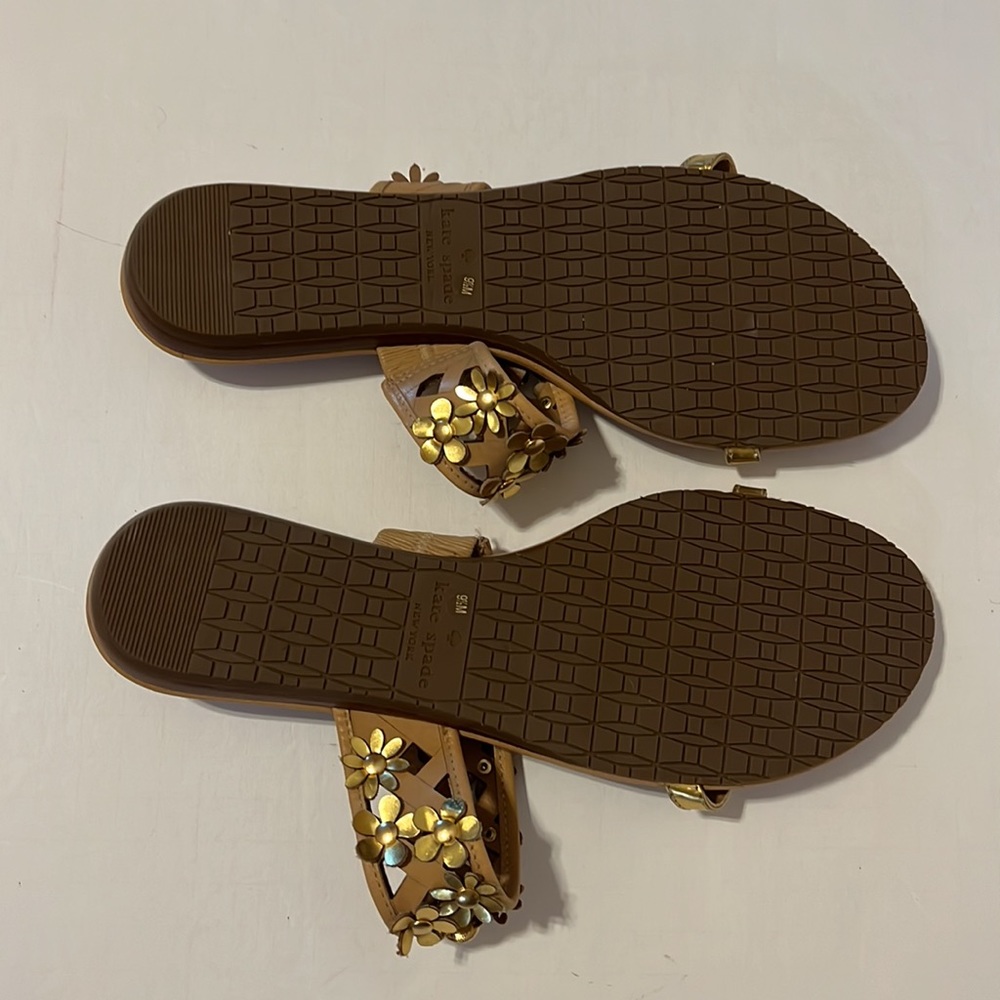 Kate Spade Flower Bug Embellished Leather Sandal 9.5M - Picture 8 of 11